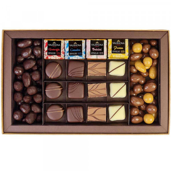 Coffret 8 hearts filled with black and milk